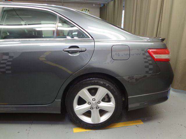2011 Toyota Camry SE 4dr Sedan 6A